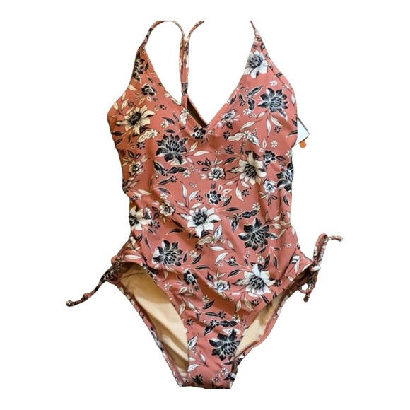 Kona Sol Other - Kona Sol women’s one piece swimsuit from Amazon in size Large. Great condition